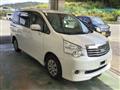 2010 Toyota Noah