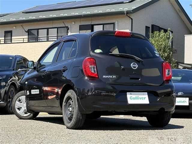 2017 Nissan March