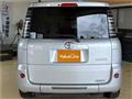 2005 Toyota Sienta
