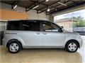 2005 Toyota Sienta