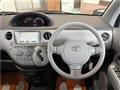2005 Toyota Sienta