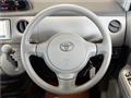 2005 Toyota Sienta