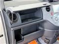 2005 Toyota Sienta