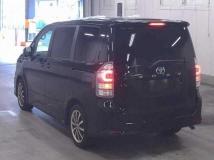 2011 Toyota Voxy