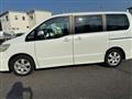 2010 Nissan Serena