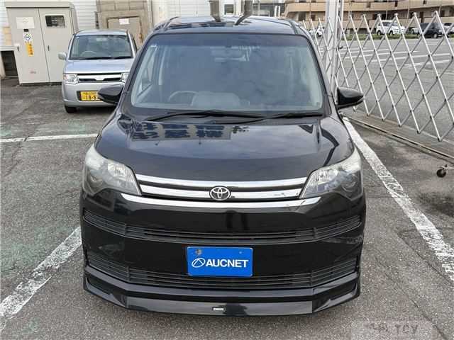 2013 Toyota SPADE