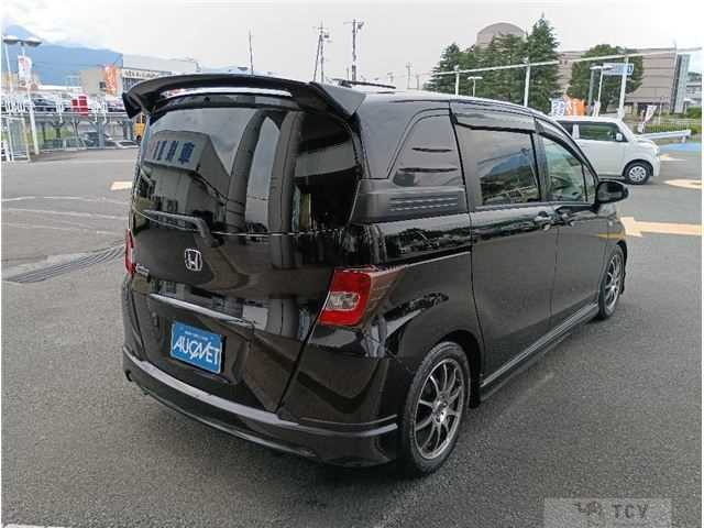 2011 Honda Freed Spike