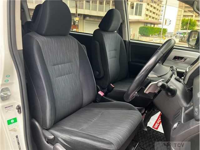 2011 Toyota Voxy