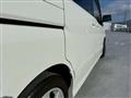 2009 Nissan Serena
