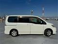 2009 Nissan Serena