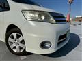 2009 Nissan Serena
