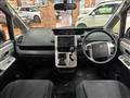 2012 Toyota Noah