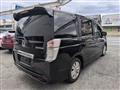 2009 Honda Step WGN