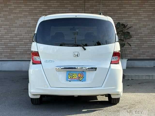 2010 Honda Freed Spike