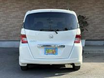 2010 Honda Freed Spike