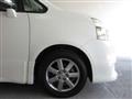 2010 Toyota Voxy