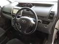 2010 Toyota Voxy