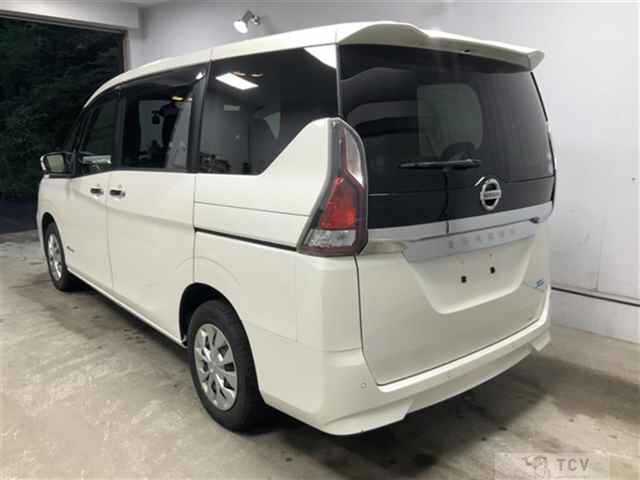 2017 Nissan Serena
