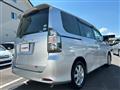 2009 Toyota Voxy