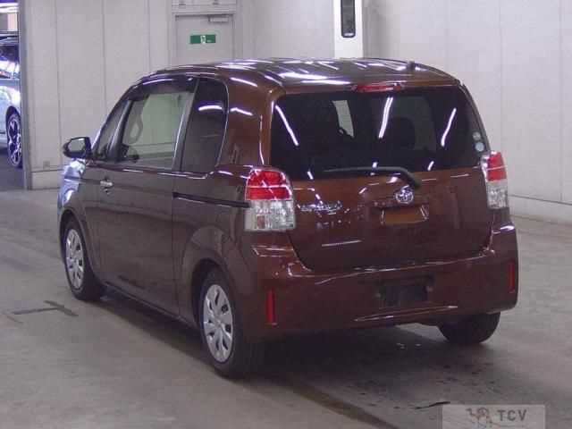 2016 Toyota SPADE