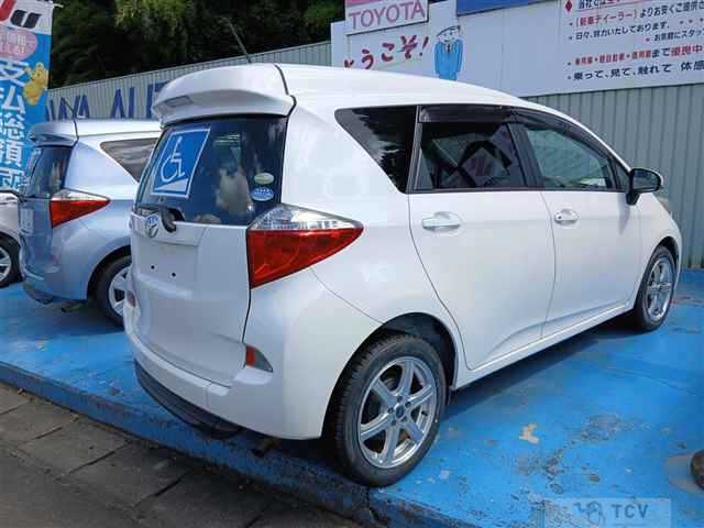 2011 Toyota Ractis