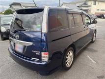 2013 Toyota Isis