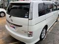 2011 Toyota Isis