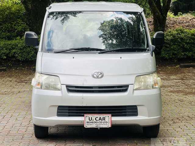 2011 Toyota Liteace Van