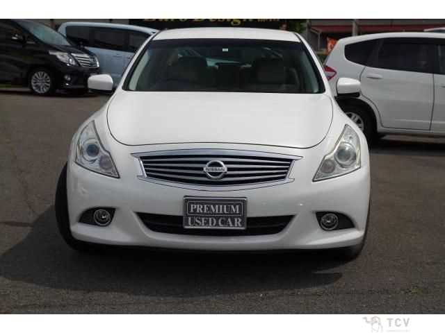 2011 Nissan Skyline