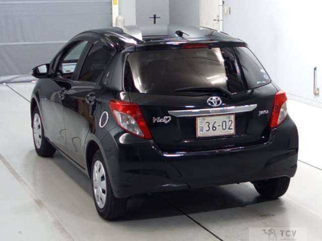 2011 Toyota Vitz