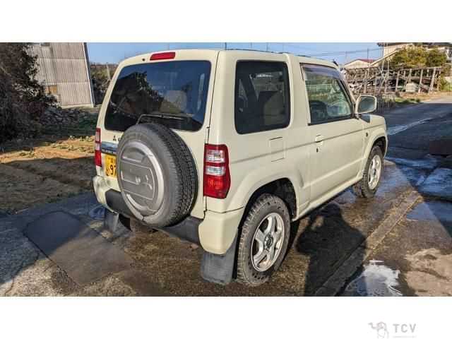 2003 Mitsubishi Pajero Mini