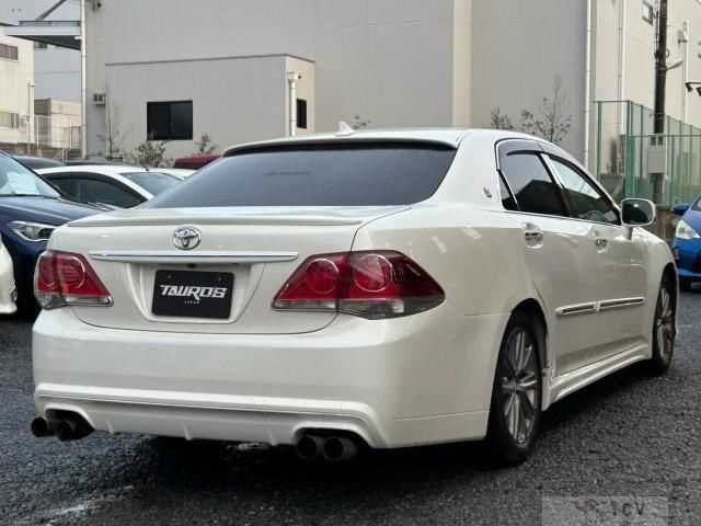 2008 Toyota Crown