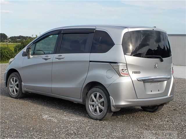 2013 Honda Freed