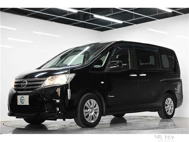 2013 Nissan Serena