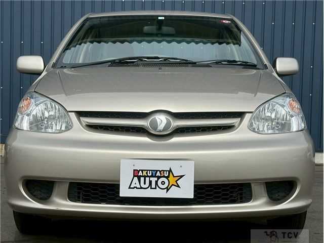 2004 Toyota Platz