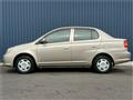 2004 Toyota Platz