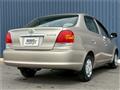 2004 Toyota Platz