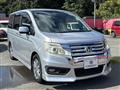 2014 Honda Step WGN