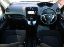 2011 Nissan Serena