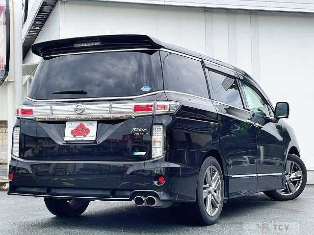 2012 Nissan Elgrand