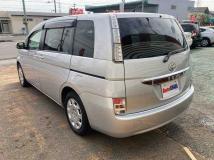2011 Toyota Isis