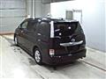2015 Toyota Isis