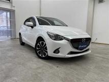 2015 Mazda Demio