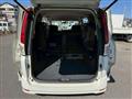 2009 Nissan Serena