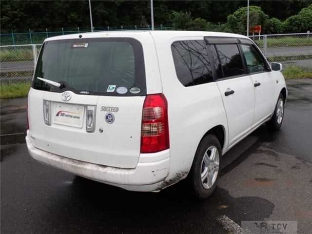 2006 Toyota Succeed Van