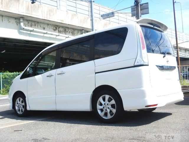 2012 Nissan Serena
