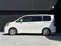 2010 Toyota Noah