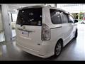 2010 Toyota Voxy