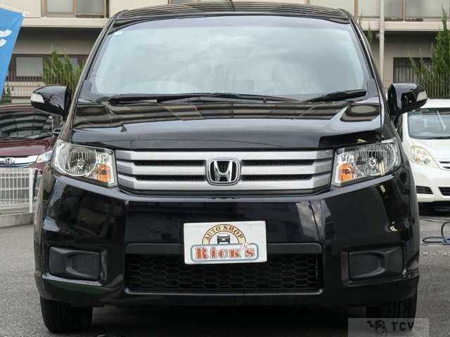 2013 Honda Freed Spike