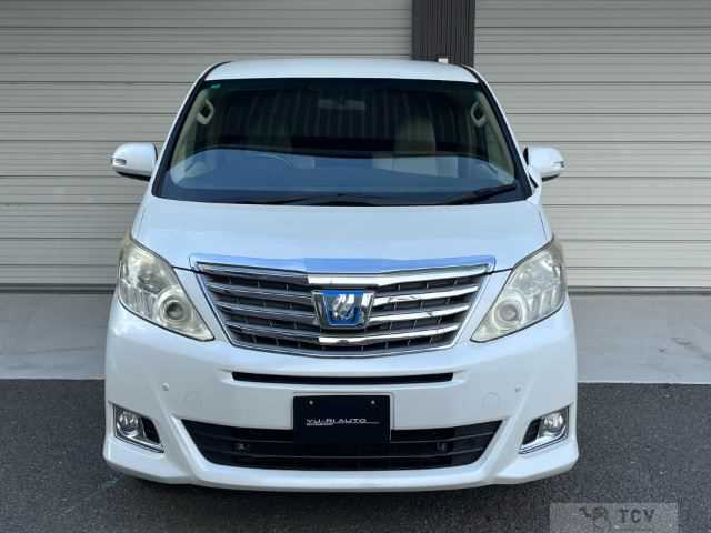 2012 Toyota Alphard Hybrid